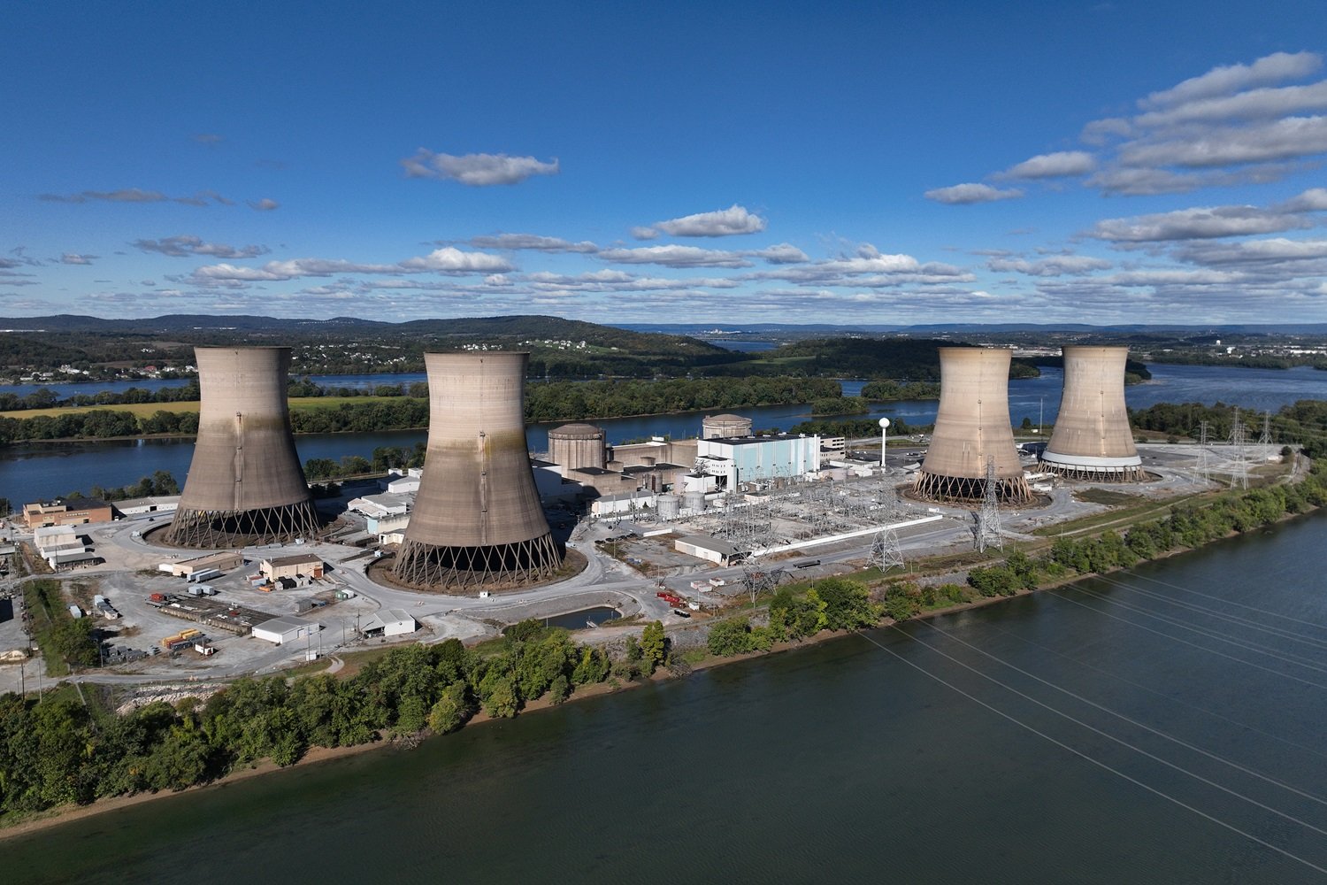 US Approves $1B Loan to Restart Three Mile Island, as Microsoft Data C