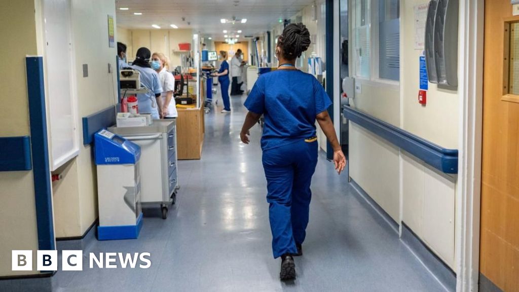 Funding NHS facilities with private finance a breach of manifesto, Lab